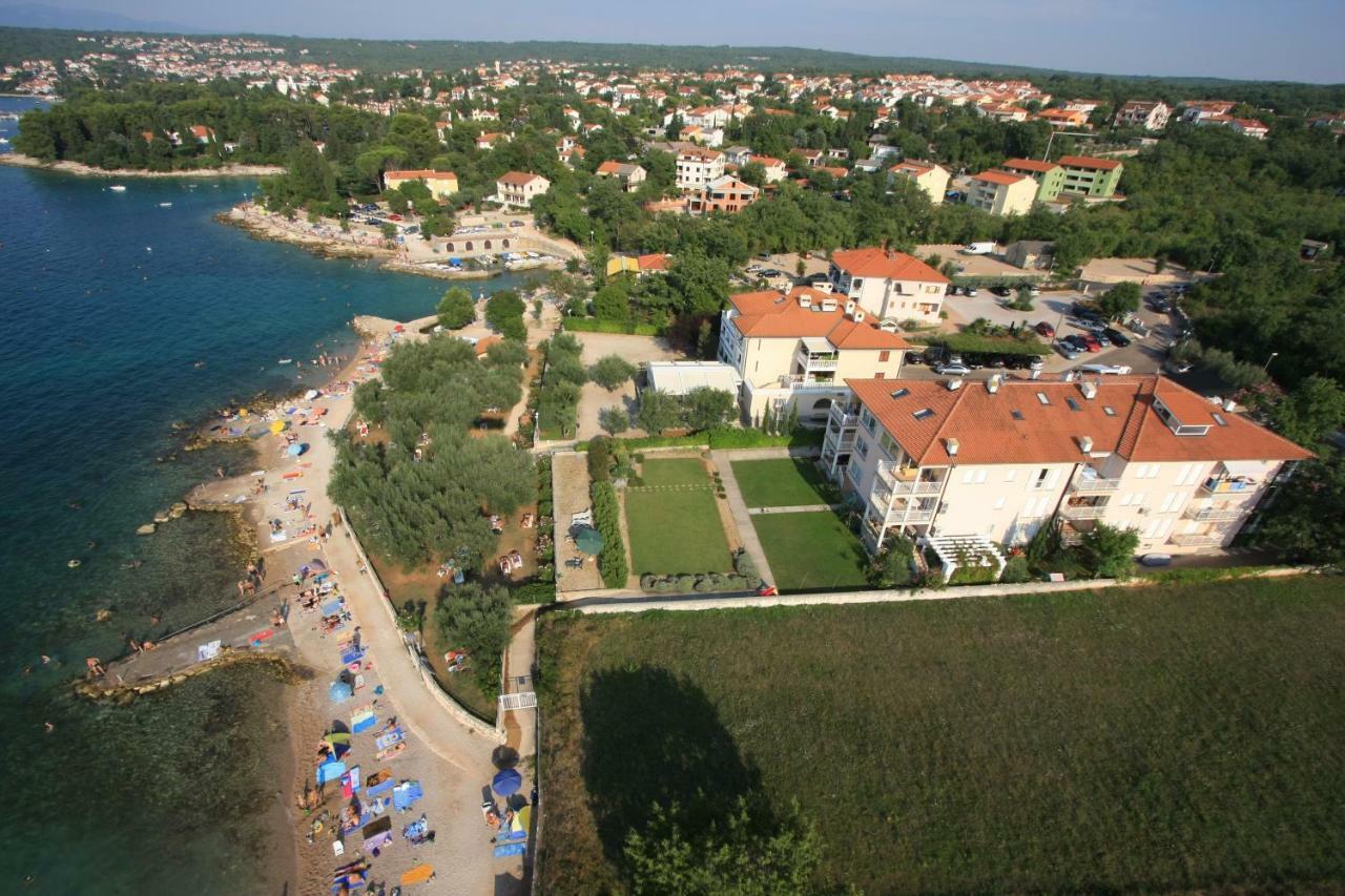 Apartments Marija & Anton Malinska Kültér fotó